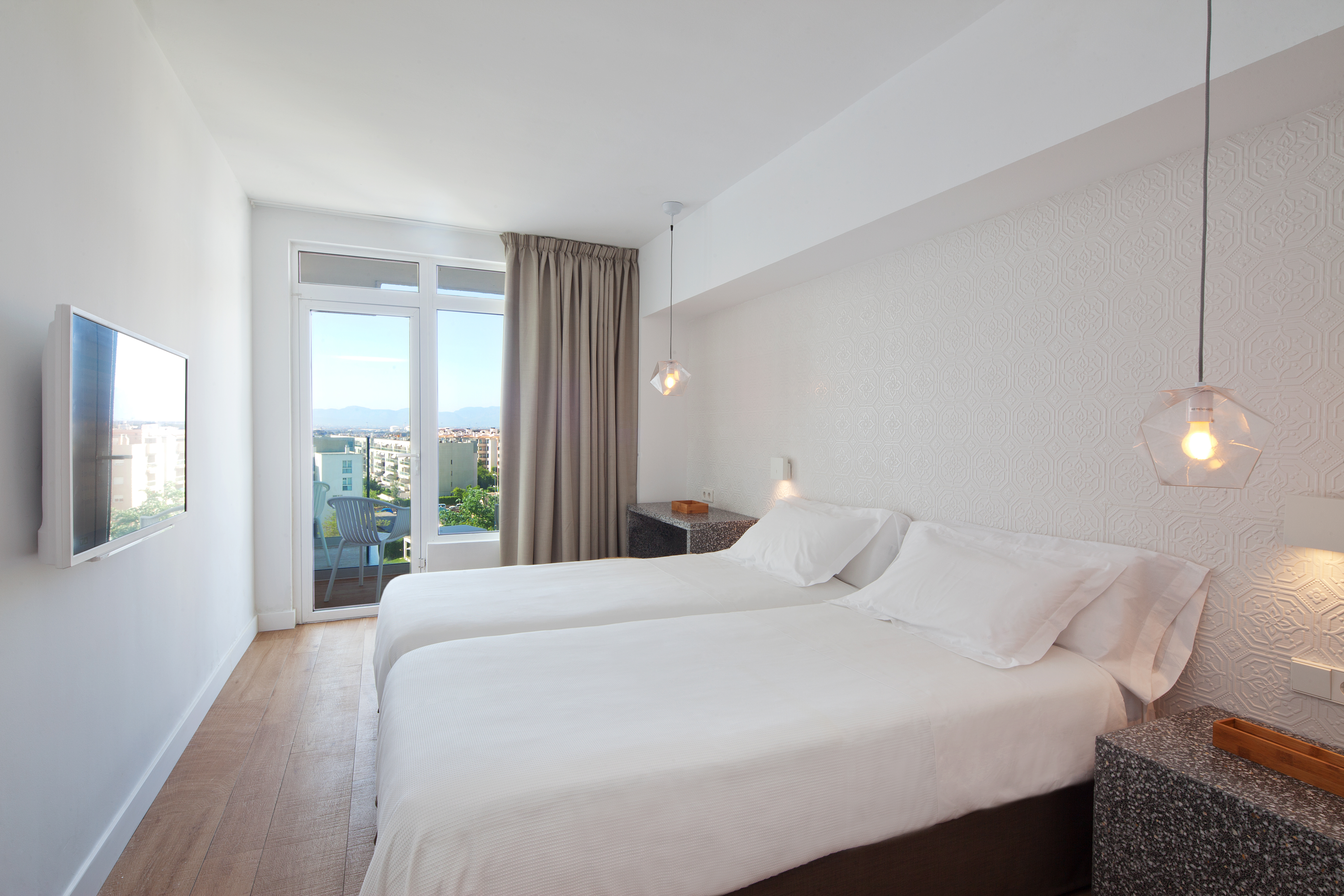 double room (view 1)