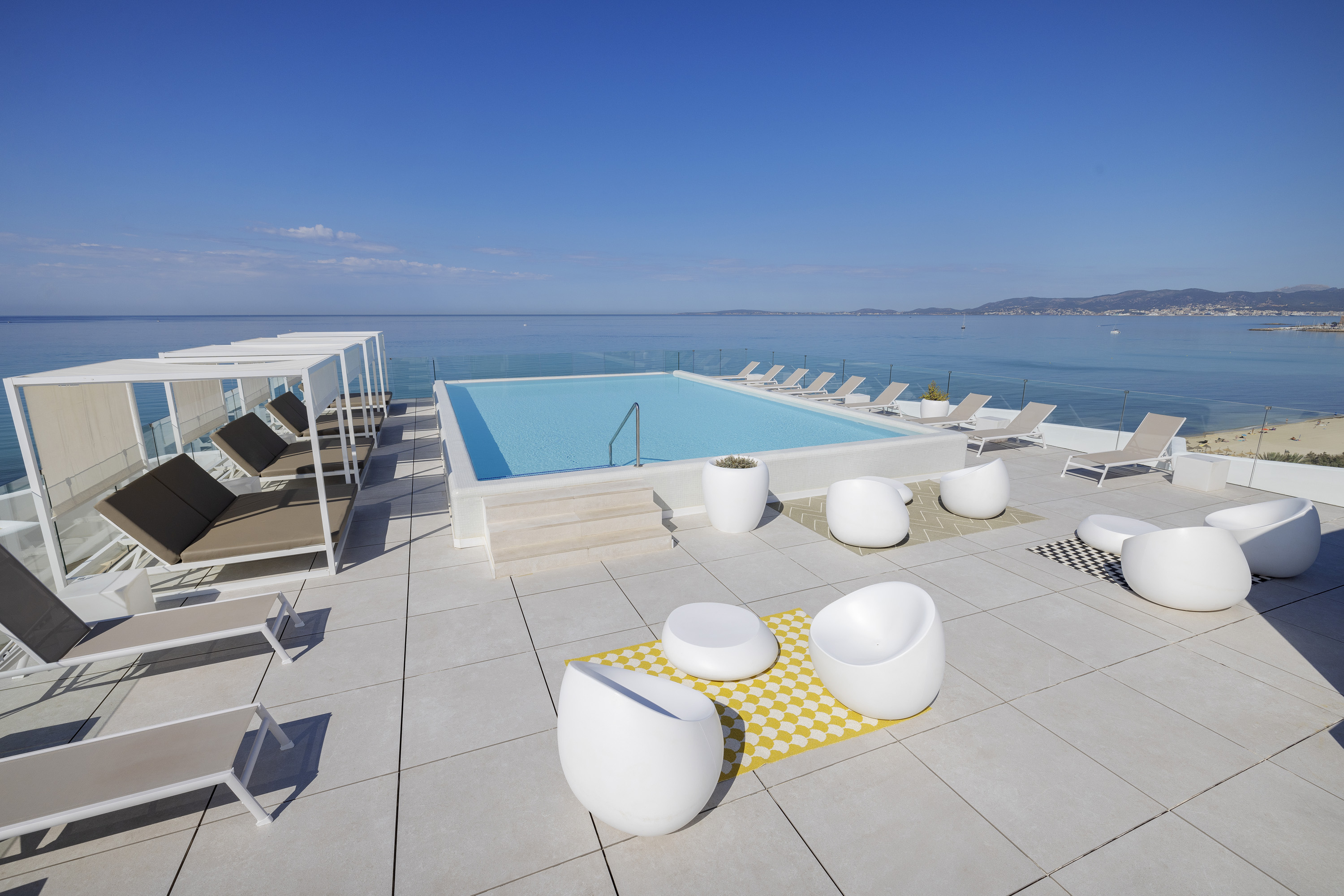 pool terrace (view 6)