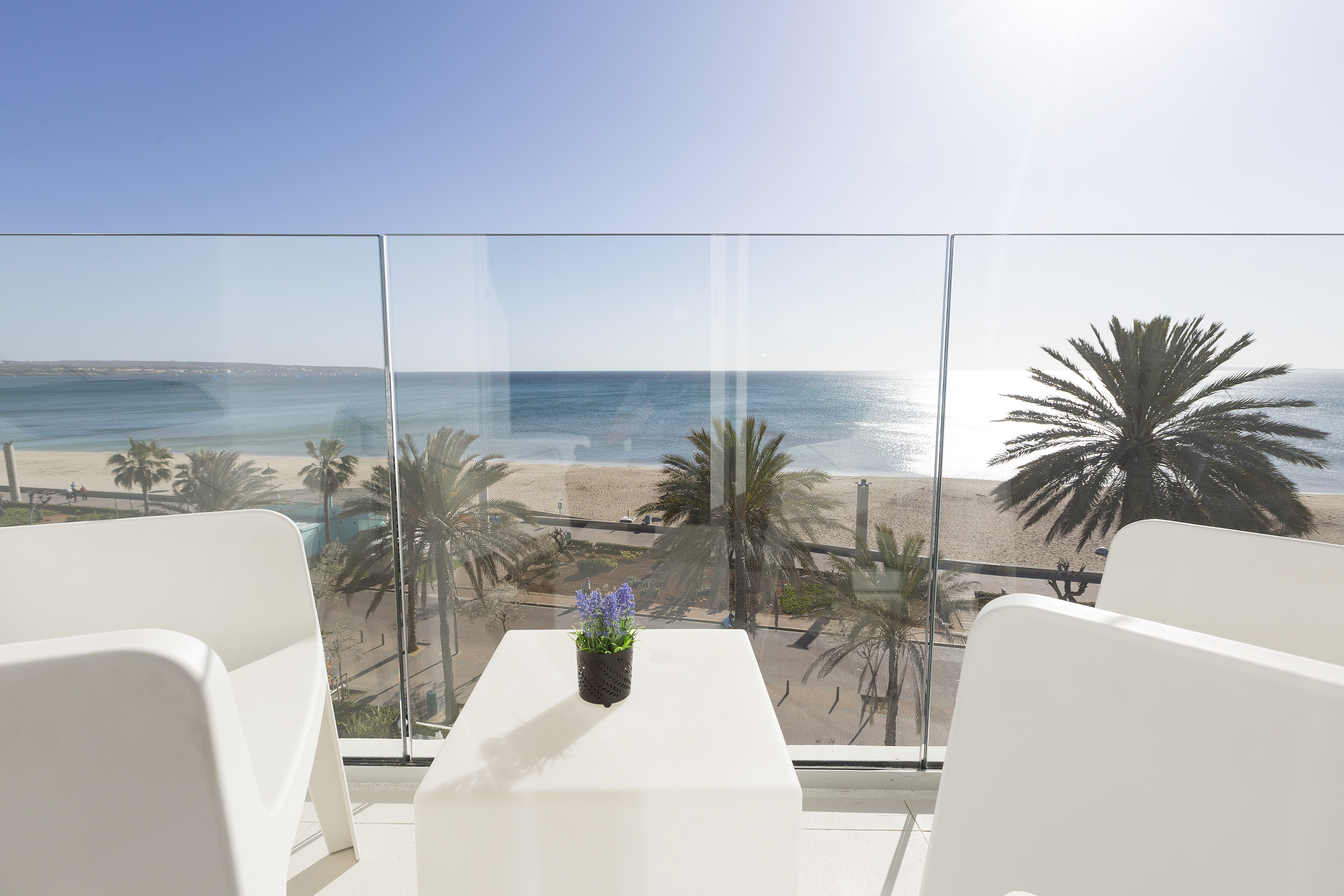 twin room frontal sea view (balcony)