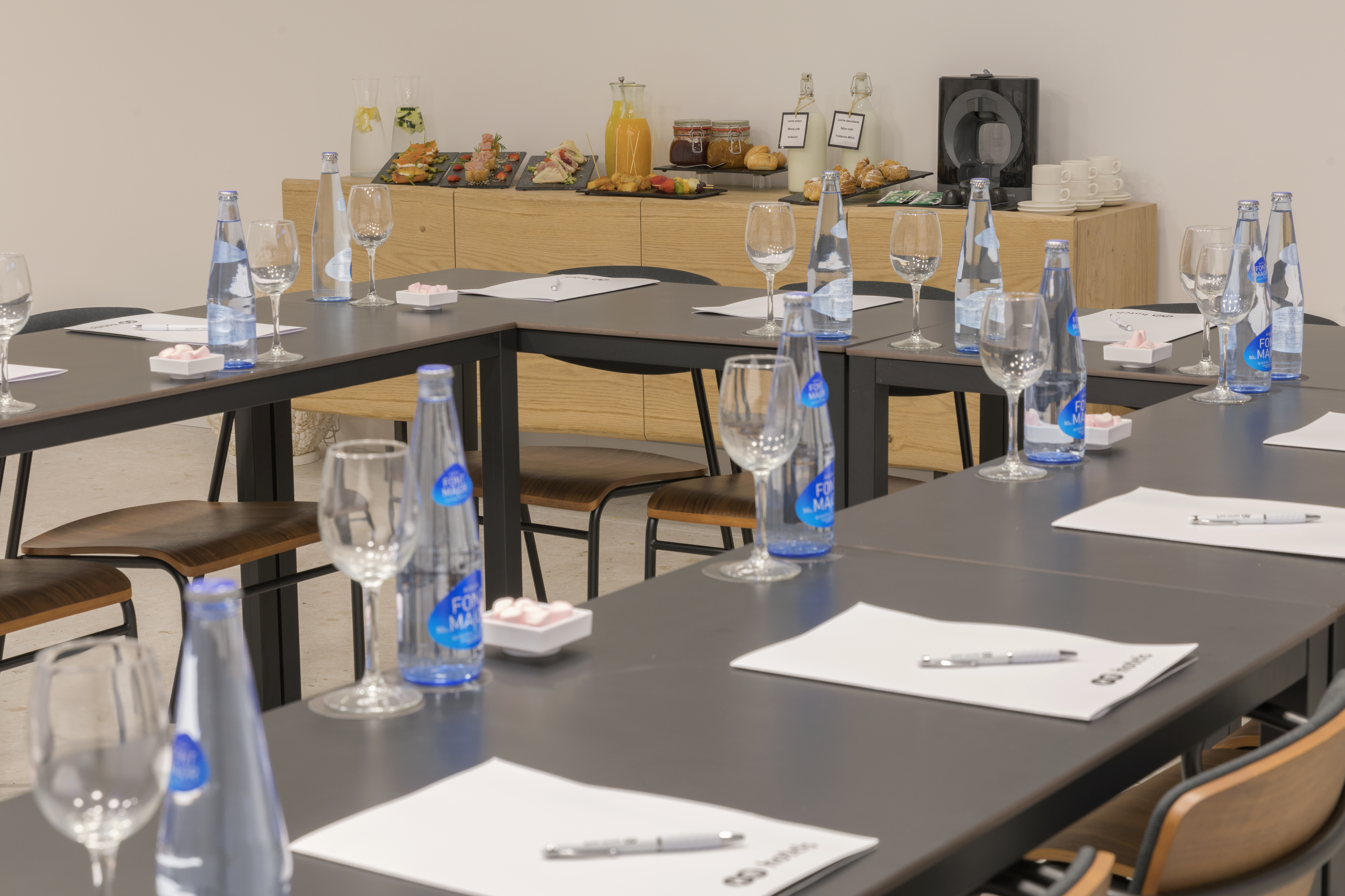 z conference room (view 4)