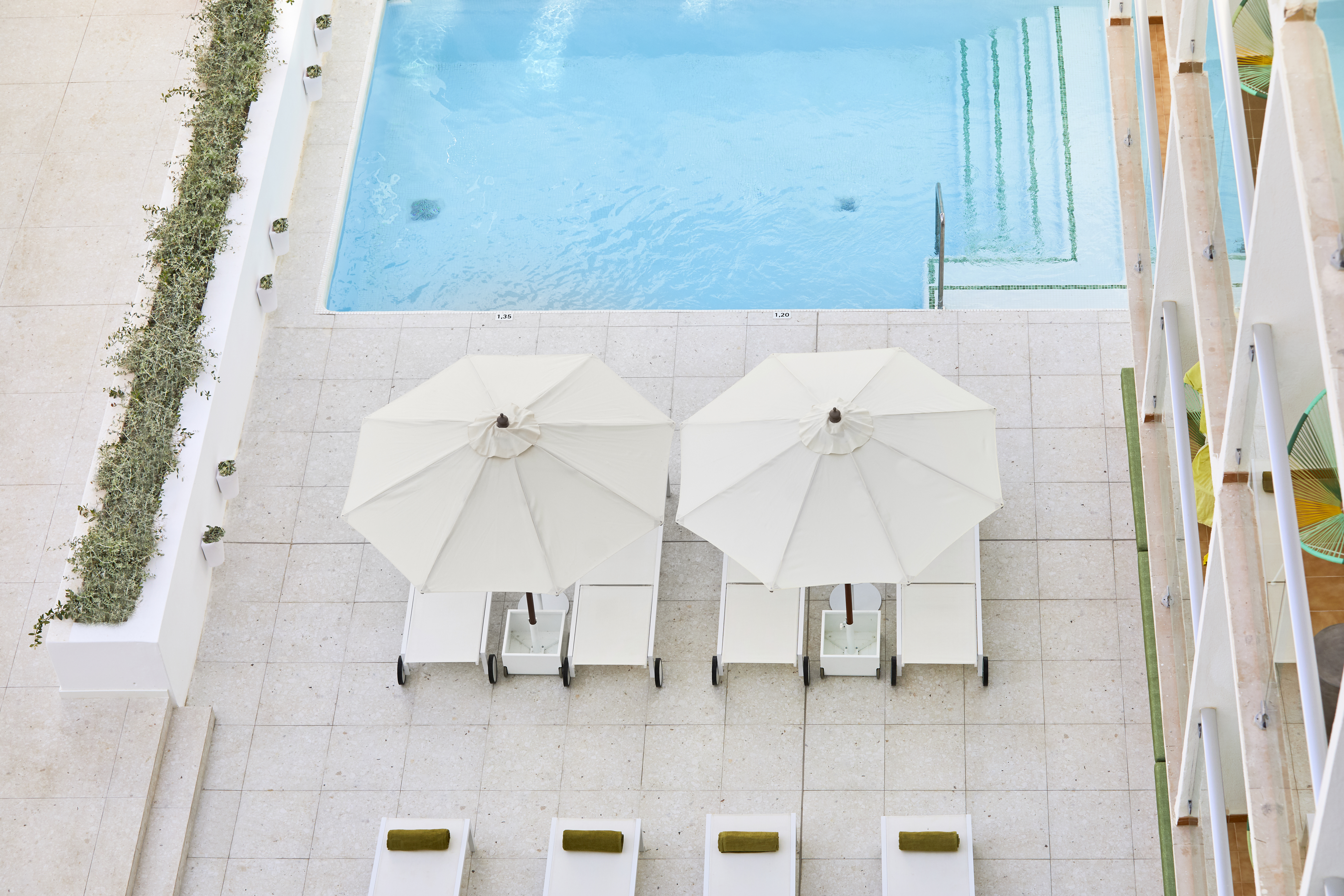 common areas - pools (view 3)