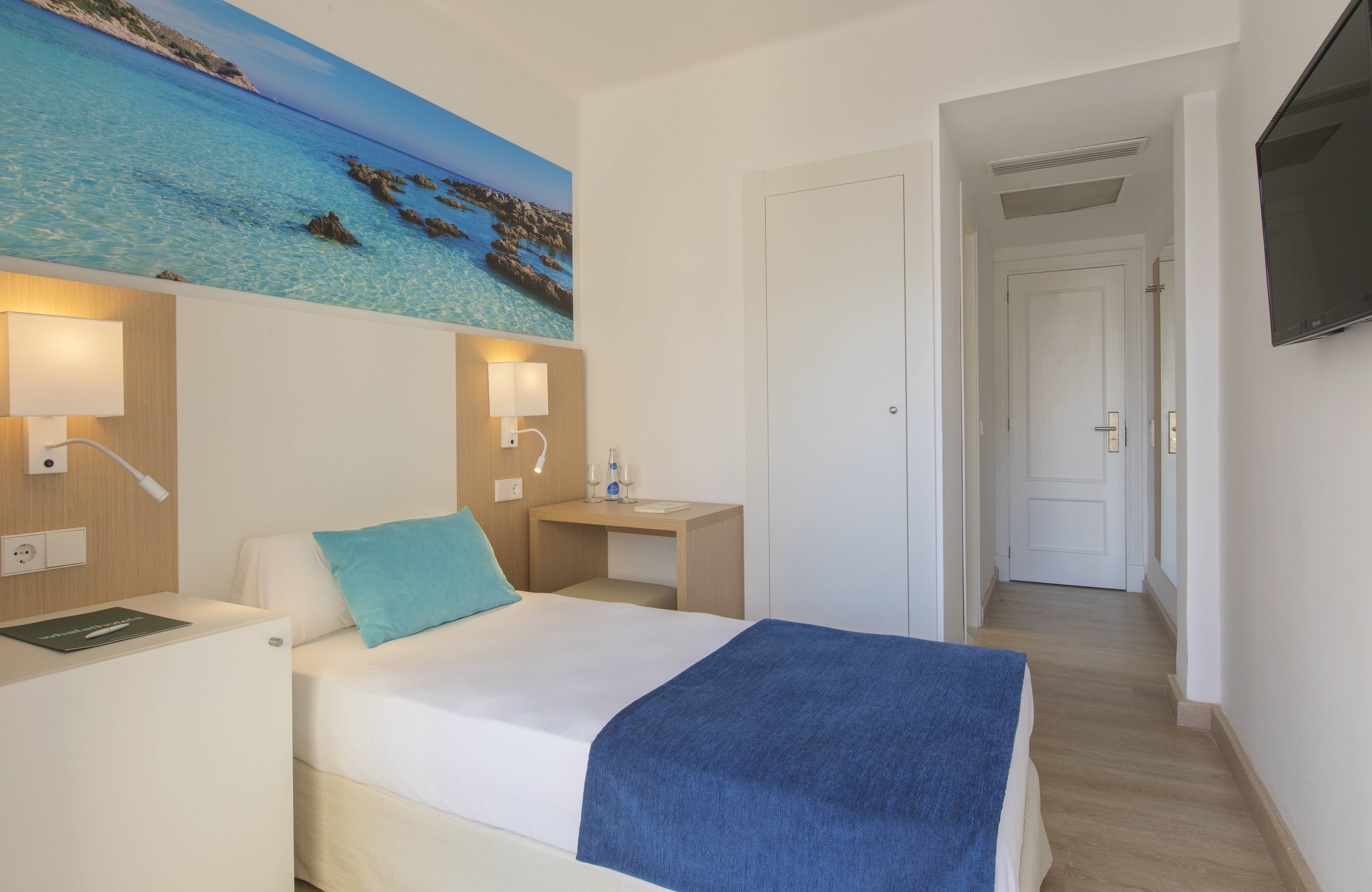 room - individual room - 2