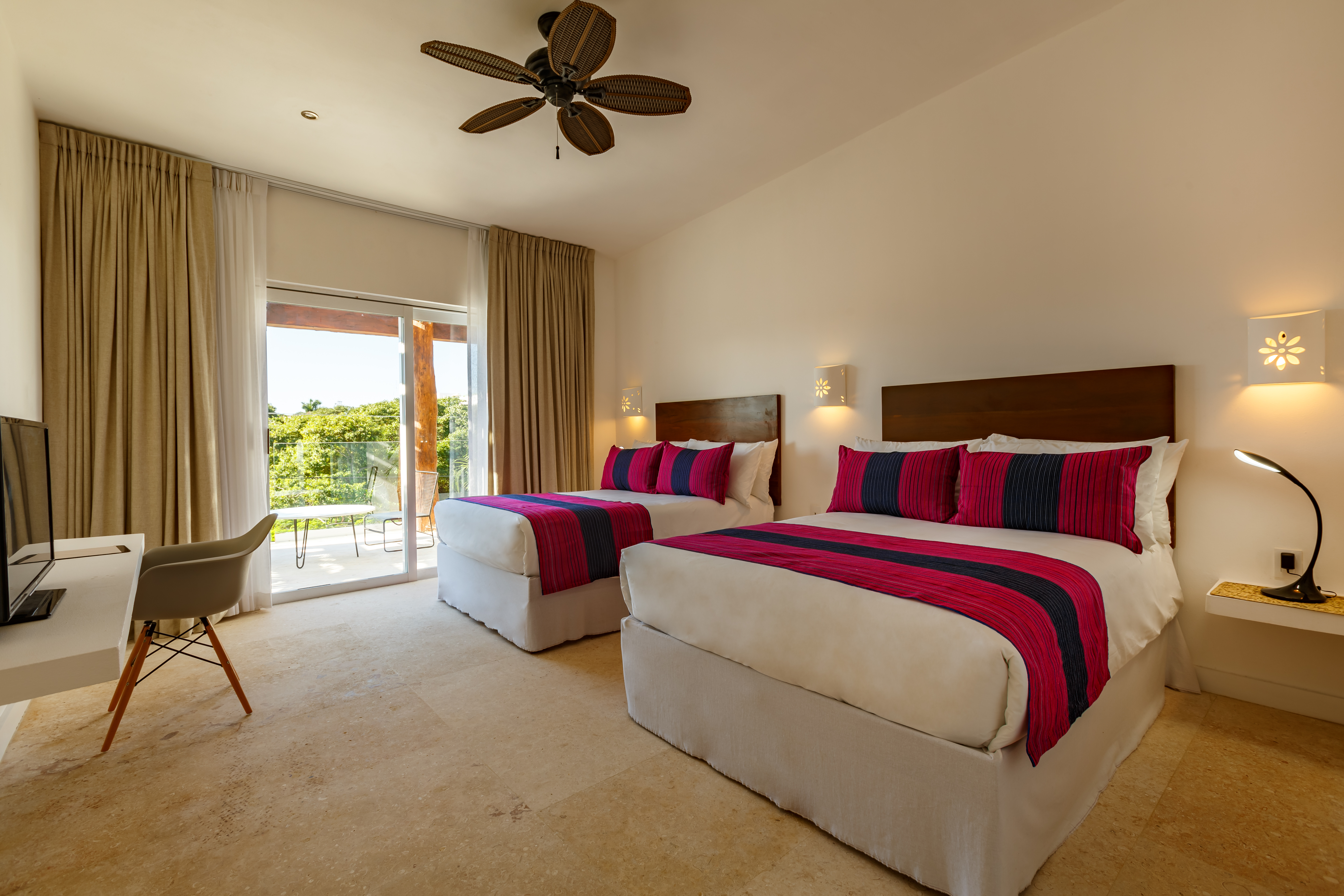 double room (view 3)