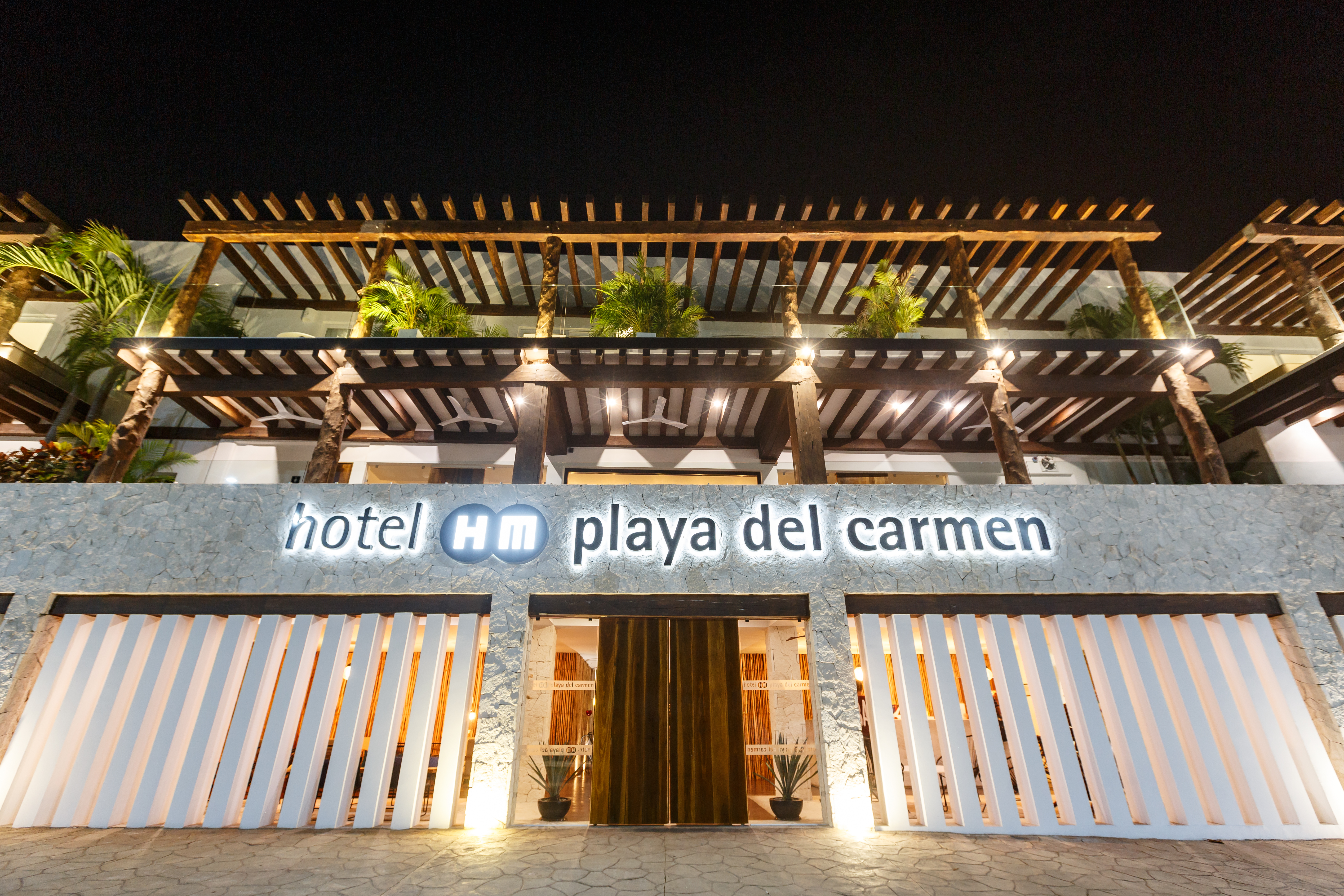 hm playa del carmen exterior (view 3)