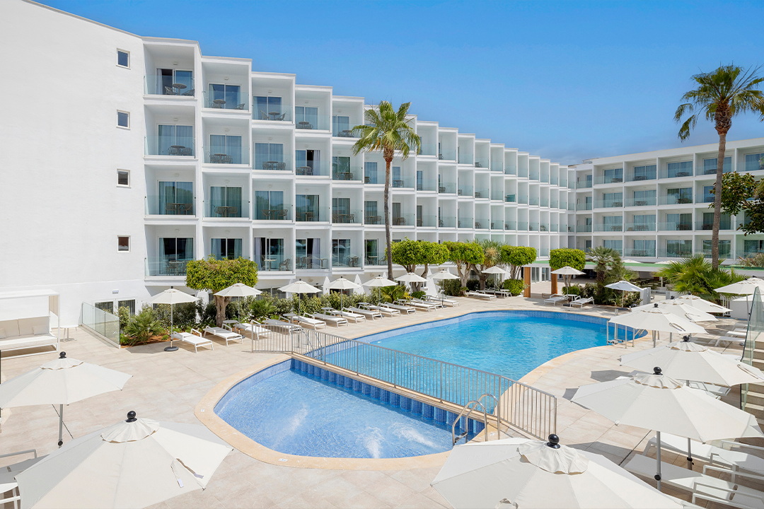 HM Isabela - Adults Only