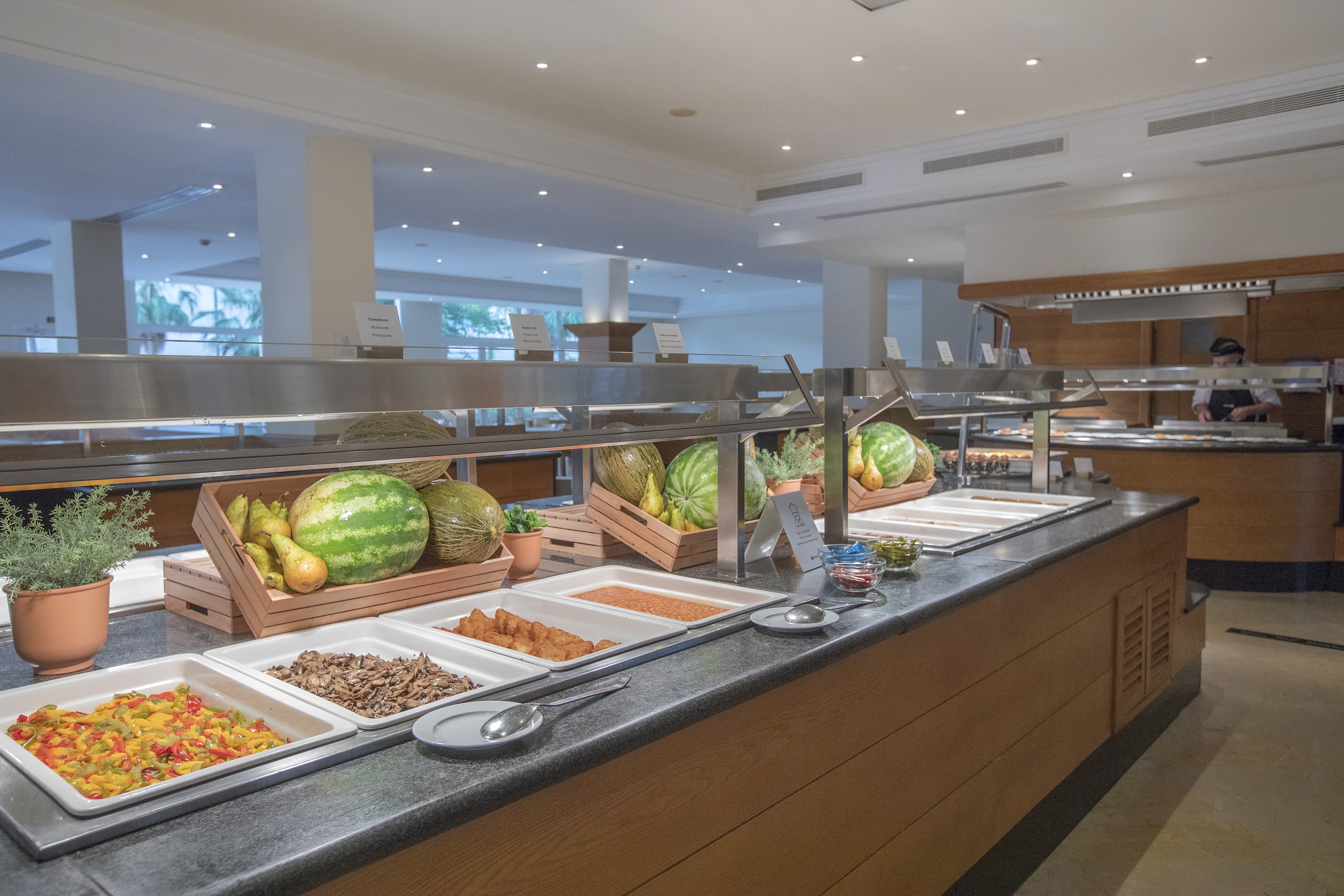 restaurant - buffet 12