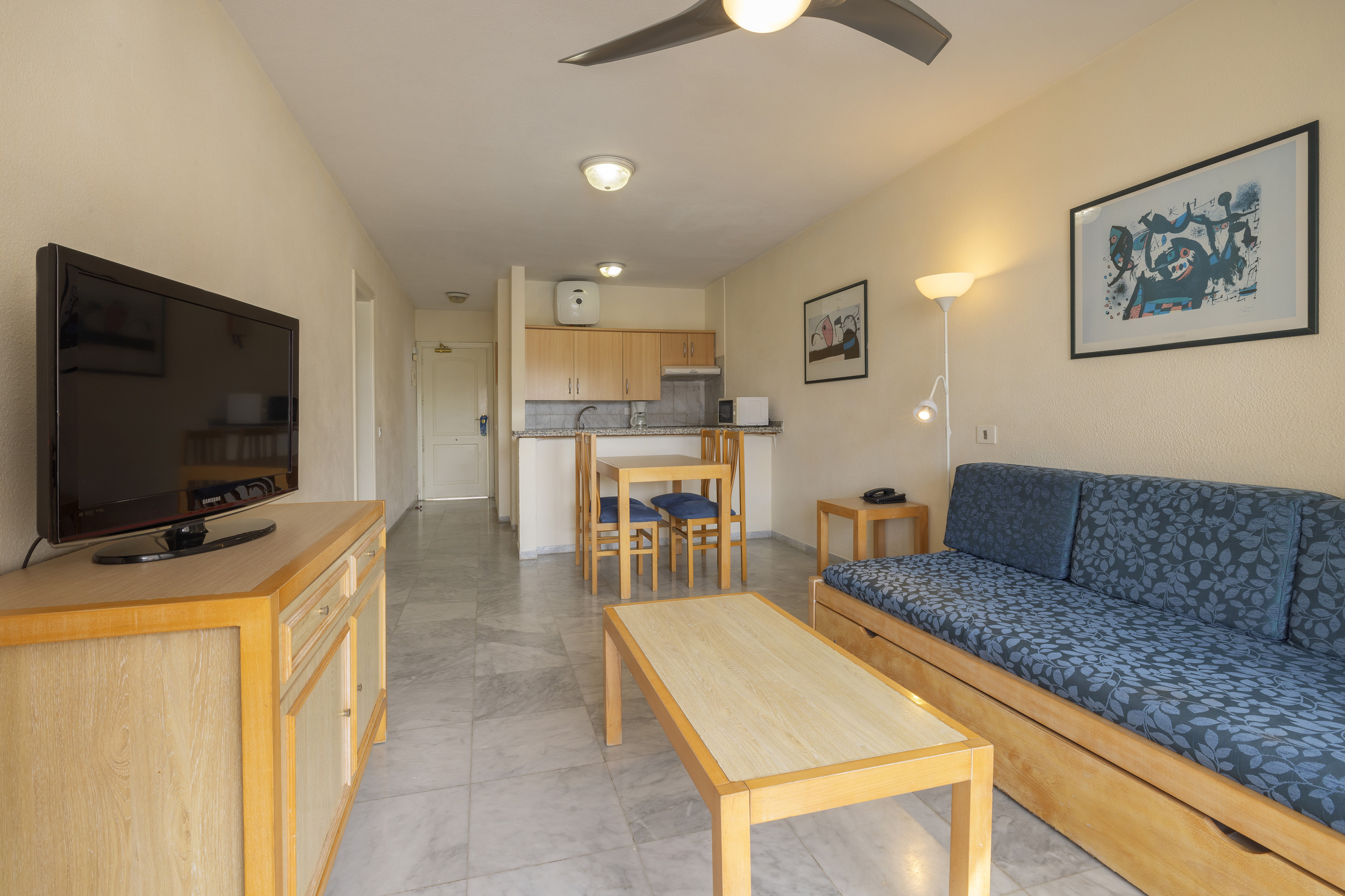 bedroom apartment 295