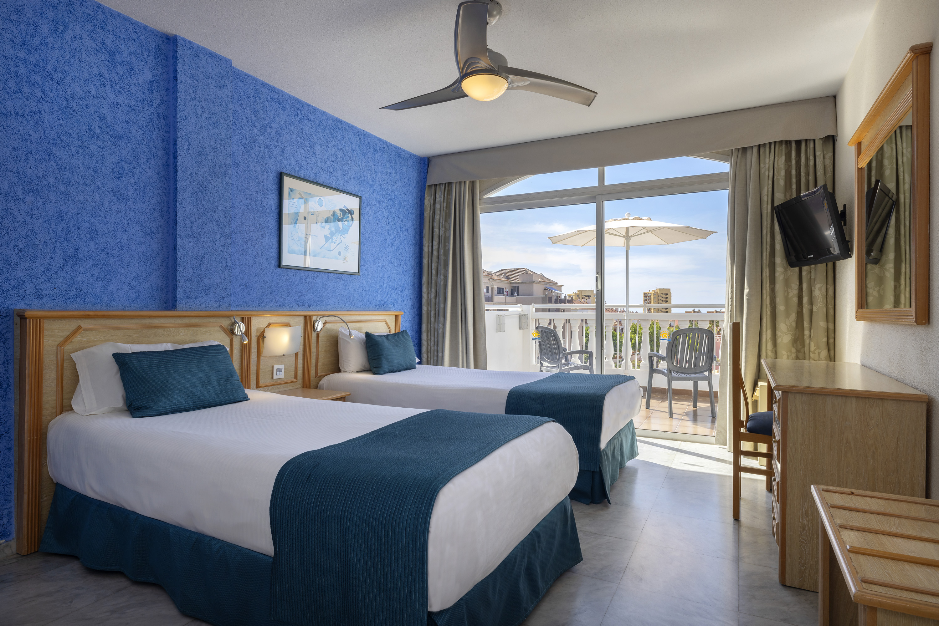 2 bedroom apartment 9944