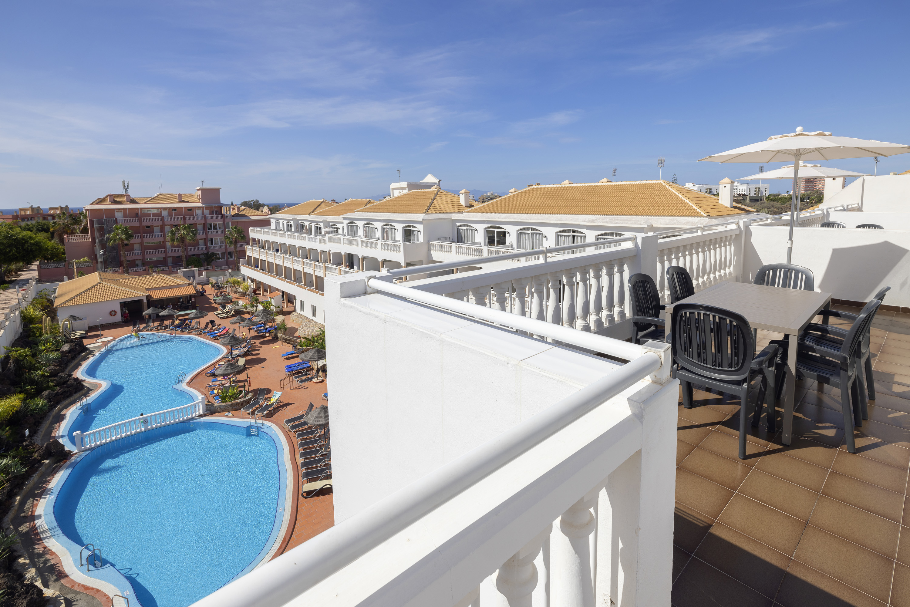 2 bedroom apartment 9987